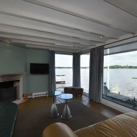 Captivating Houseboat In Loostrecht With Private Terrace